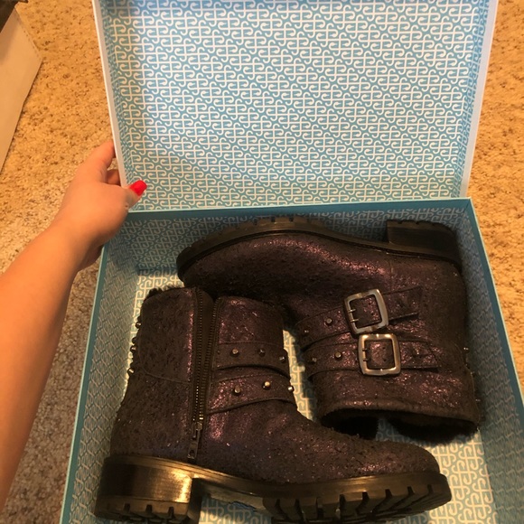 Ross & Snow Boot - Picture 3 of 8